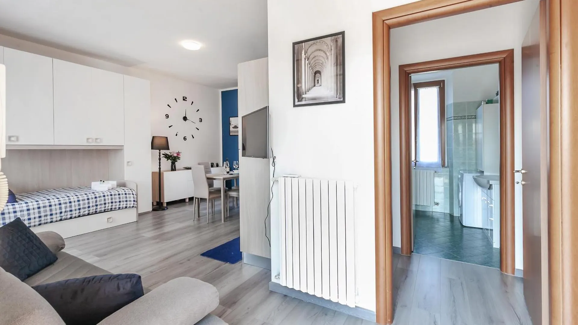 Apartment Rhome 8 - 4 Minutes From Rho Fiera Italy